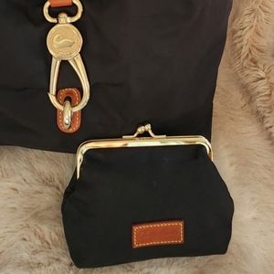 DOONEY & BOURKE KISSLOCK Cardholder Wallet Coin pouch Black